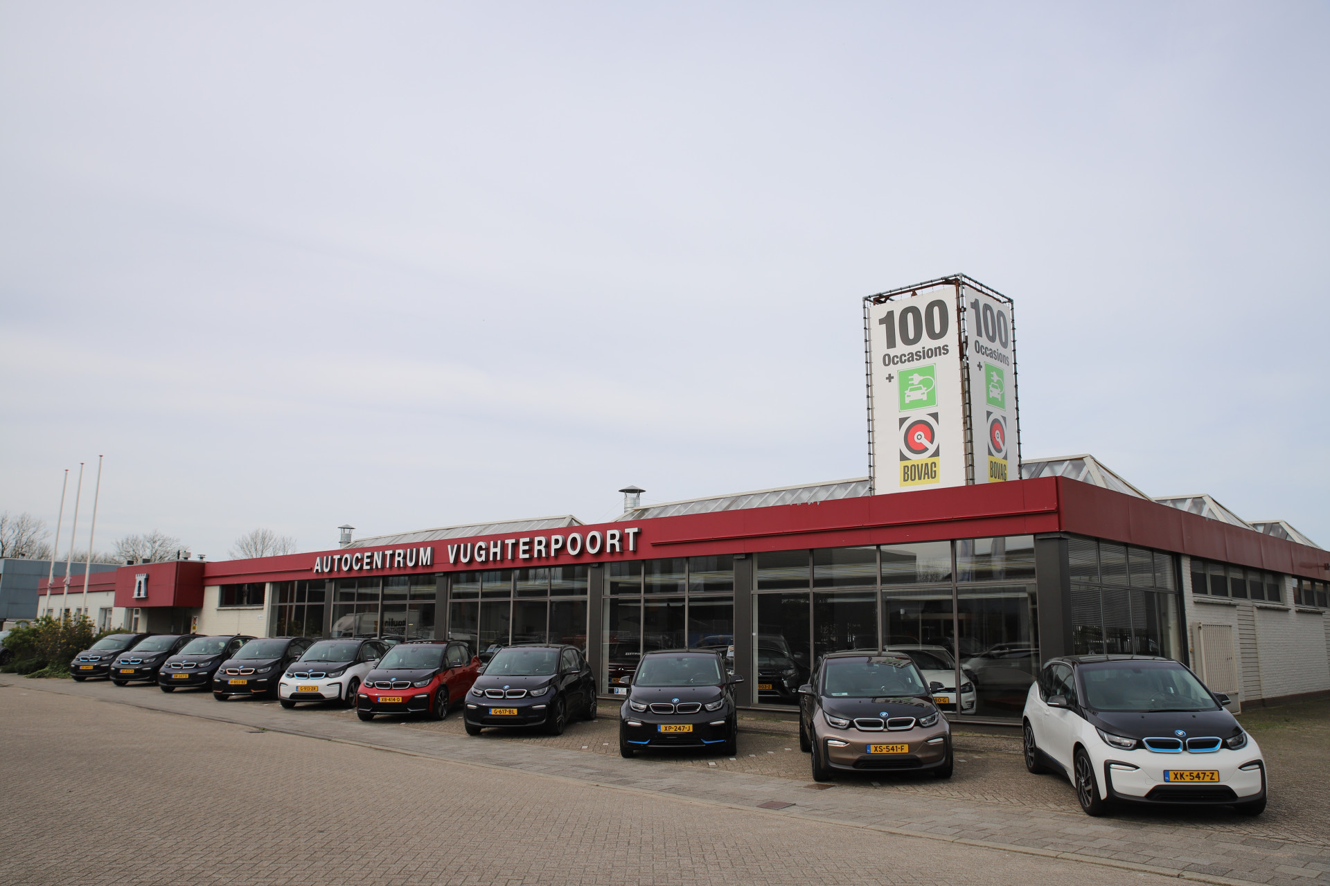 38810739-40.jpg
