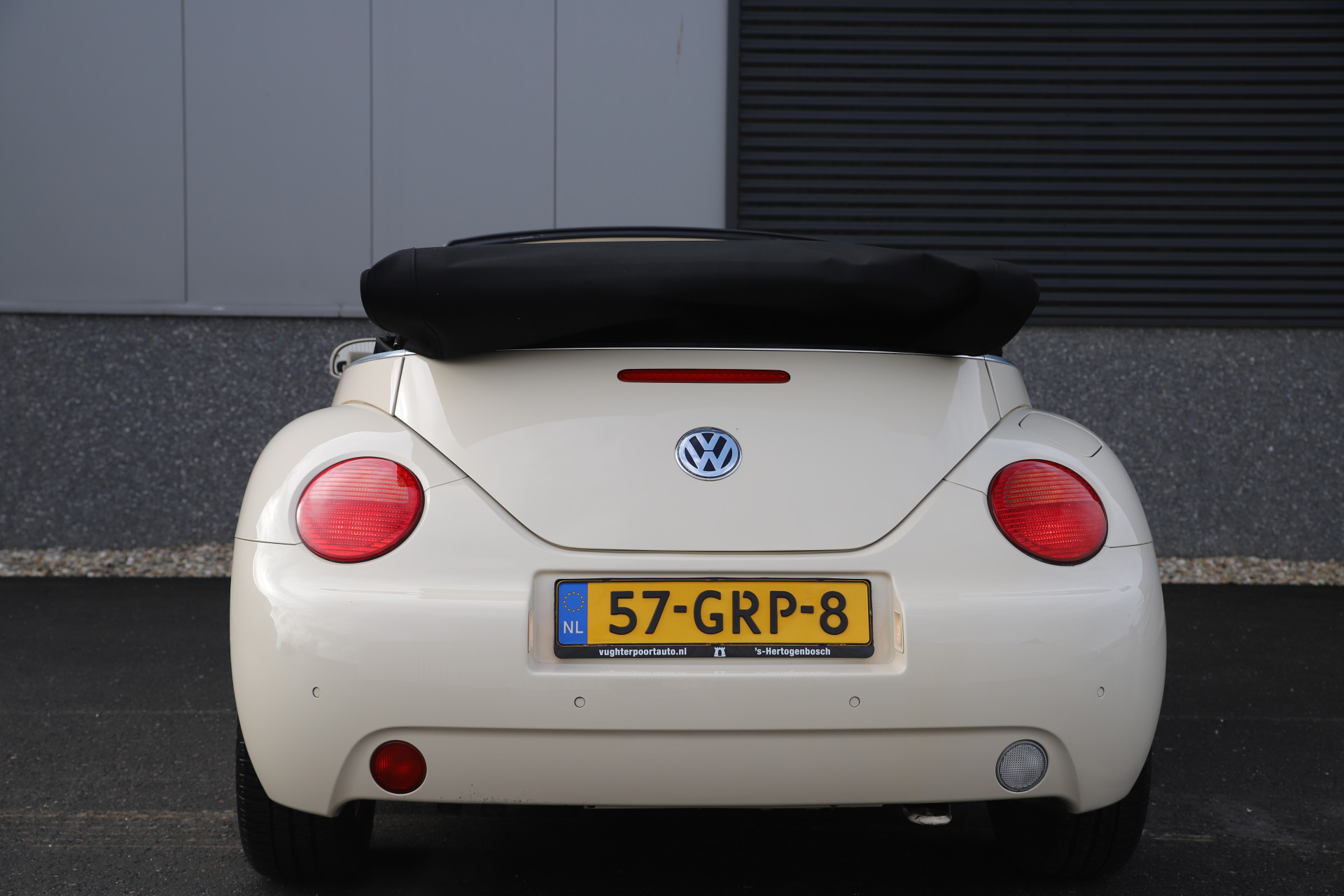 43159437-17.jpg