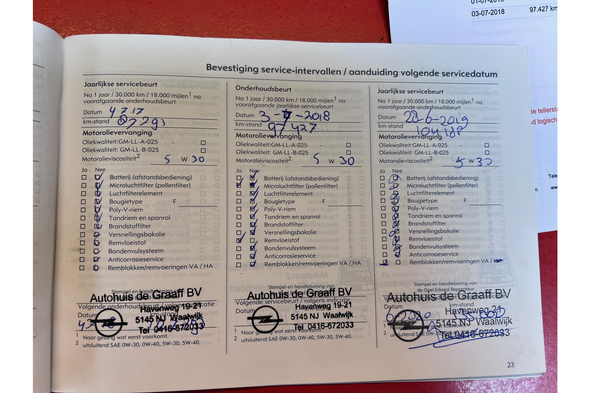47562238-18.jpg