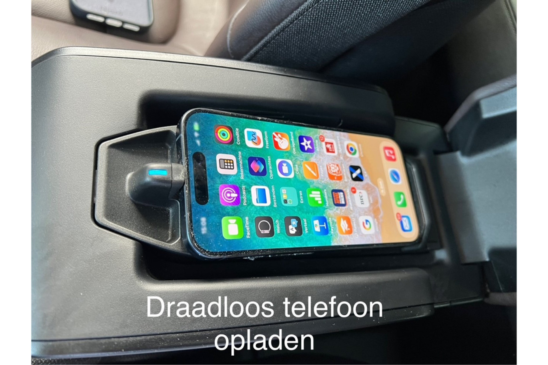 48353671-31.jpg
